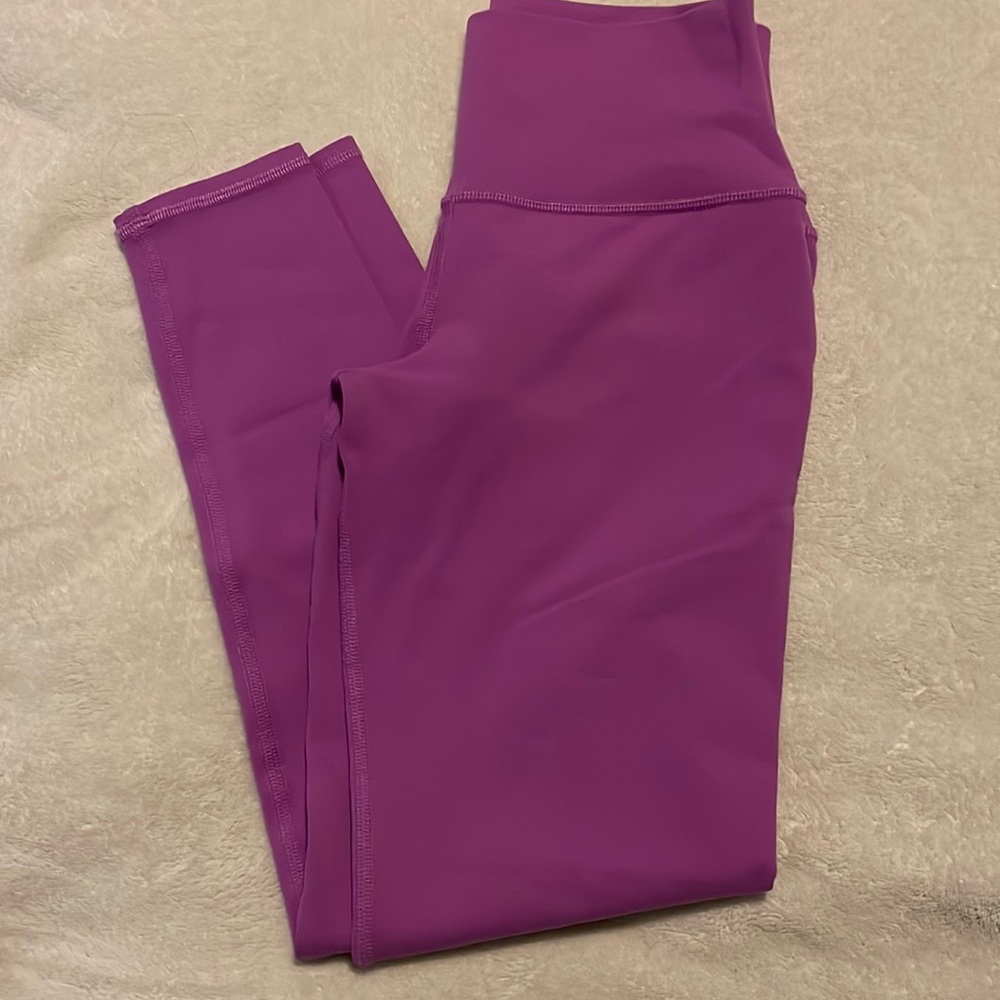Alo Yoga High Waist Airbrush leggings in Electric Violet